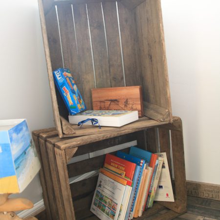 Kinderzimmer Bücher Spiele